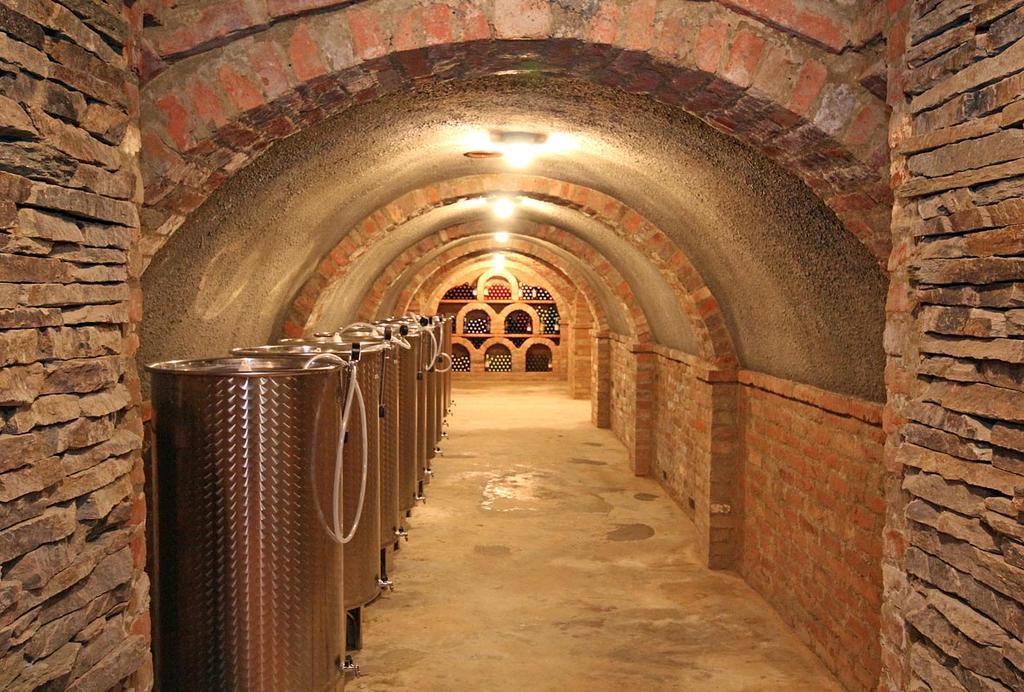 Penzión Kállai a Vináreň Filakovo Exterior foto